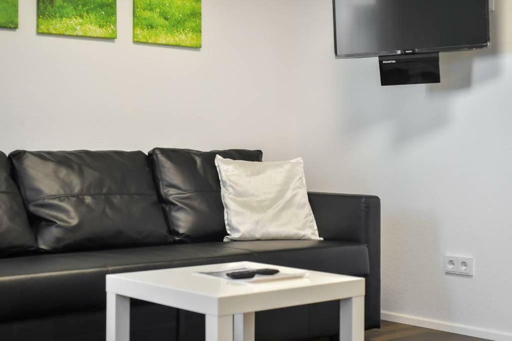 Deluxe Ferienwohnung Apartment Stuttgart Centre/Milaneo Екстериор снимка